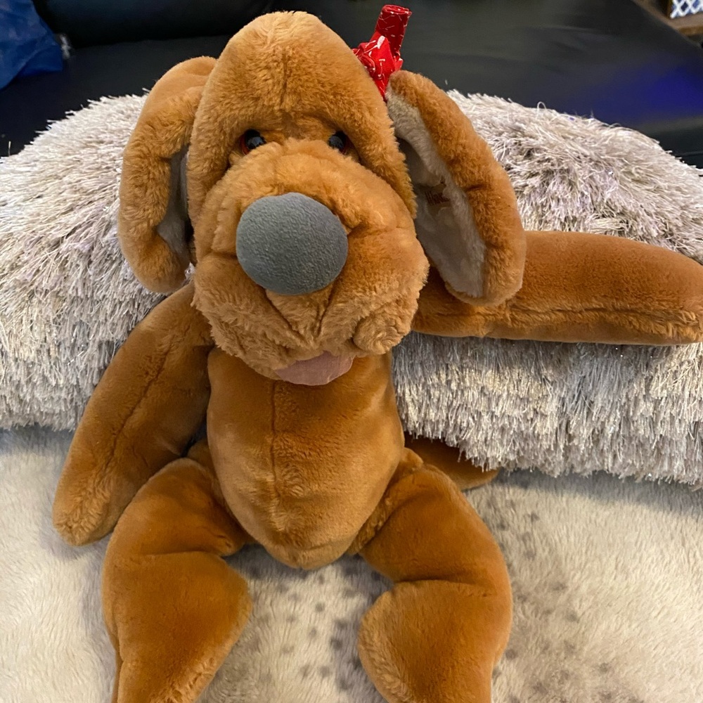 ✨Vintage Wrinkles The Dog Puppet 1981